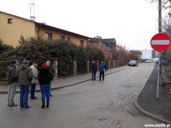 Nawierzchnia z kostki na ulicy Gomulickiego.